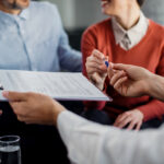how to become lic advisor